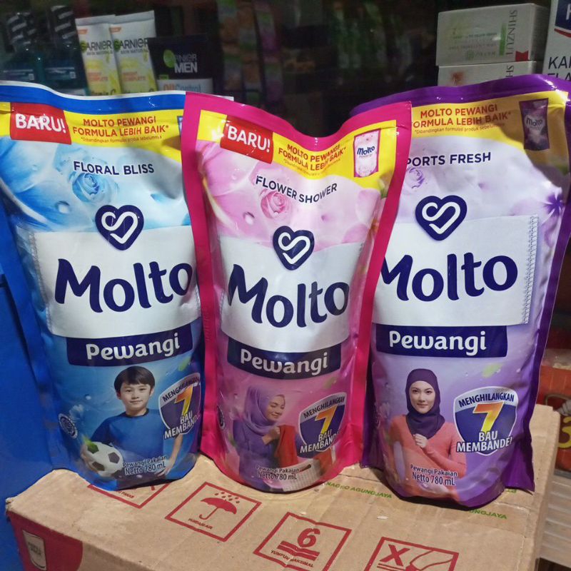 Molto Pewangi 780ml