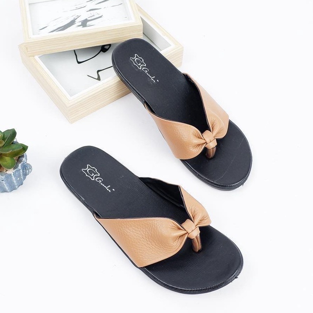 sandal wanita kulit wanita asli garut / sandal papirut kulit asli garut
