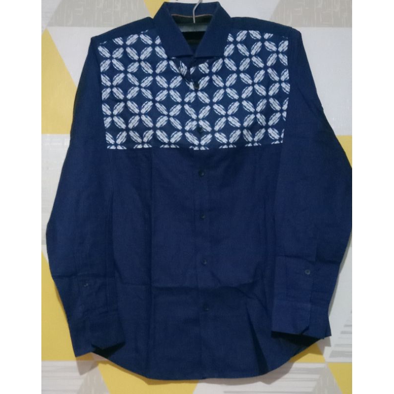 Kemeja Batik Pria MANZONE original size S(Ld 96cm)