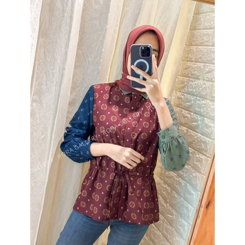 Monel KAIA TOP | BLOUSE KEMEJA WANITA MOTIF PRINTING MONOGRAM MONEL | Rora Gallery