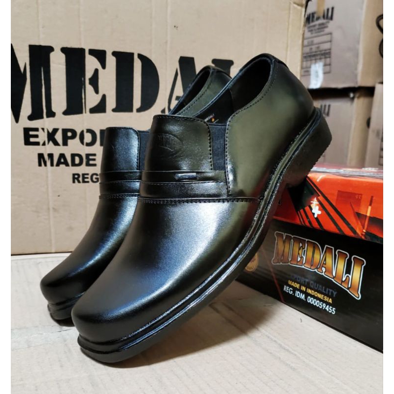 Sepatu Pria Sepatu Pantofel Kulit Asli Sepatu Dinas Sepatu Medali Sepatu Formal