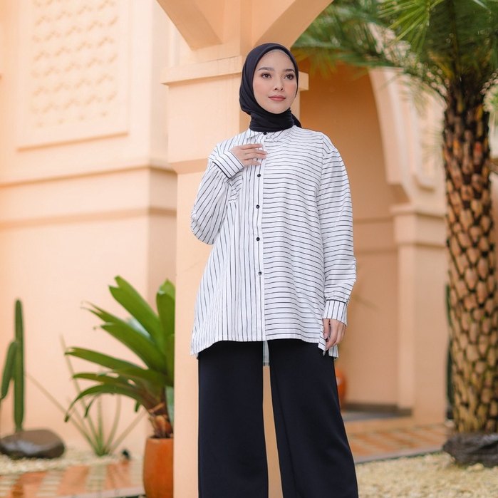 Eleanorre Saba Top Stripe Atasan Muslim Wanita