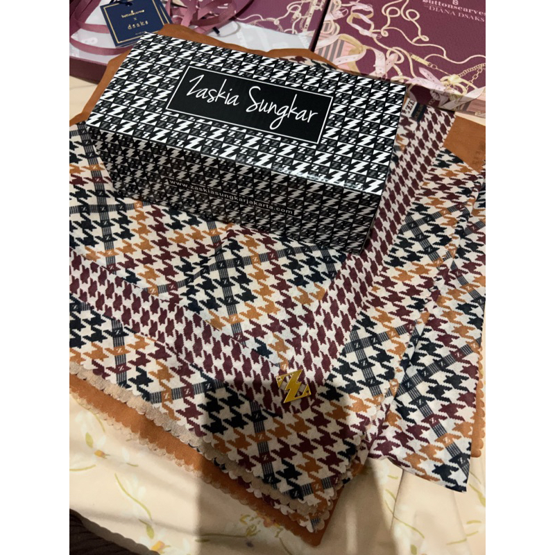 Preloved jilbab Zaskia sungkar