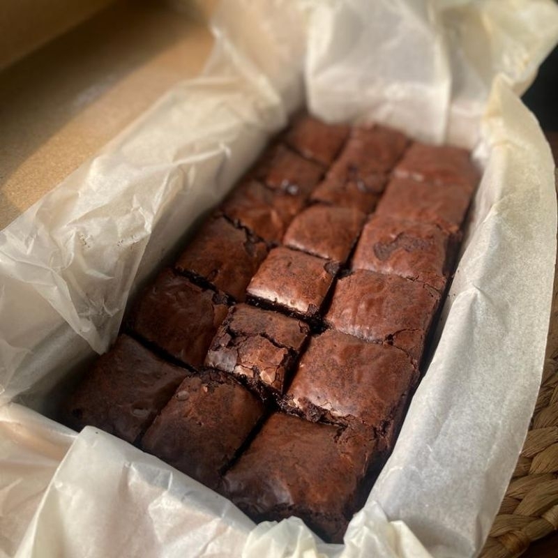 

Fudgy Brownie 24 x 10
