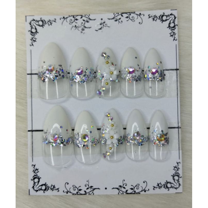 KUKU PALSU HIAS WEDDING PUTIH STILETTO/NAIL ART