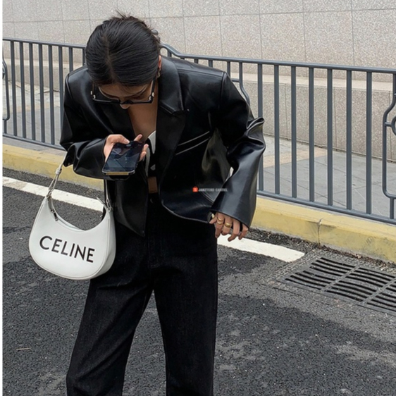 JNK x MANDA - Jaket Blazer Crop Top Casual Wanita Bahan Semi Kulit Sintetis Imitasi Grade A Premium Elegan Leather Jacket Handmade Outerwear Outfit Fashon Cewek Perempuan Jas Blezer Sedang Medium Hijab Semi Formal Korea Style Streetwear Shirt Oversize New