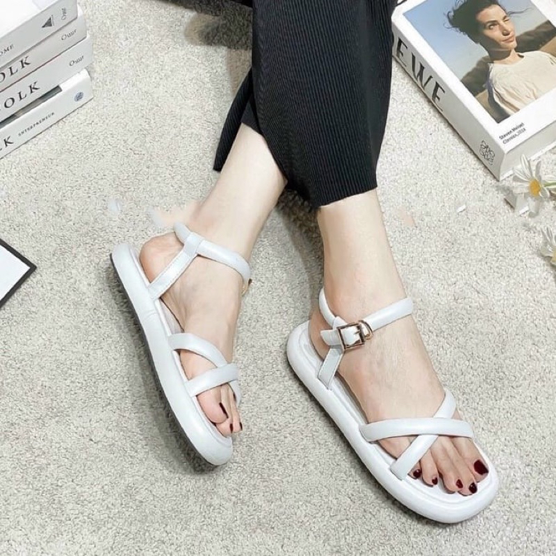 AA 04 SANDAL WANITA IVANNA