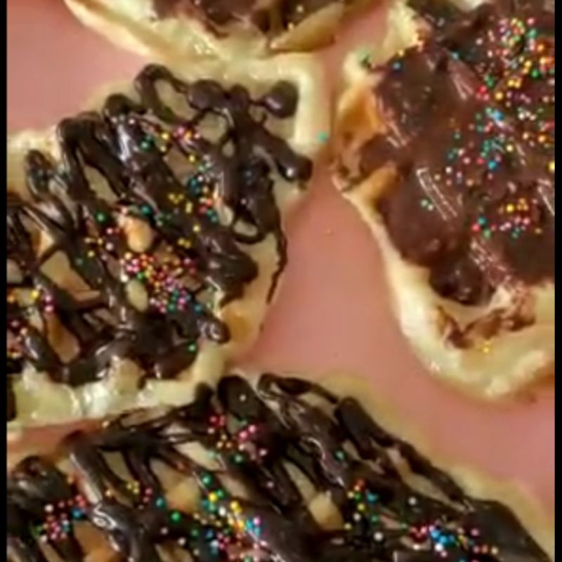 

Croffle isi 4 dengan filling favorit