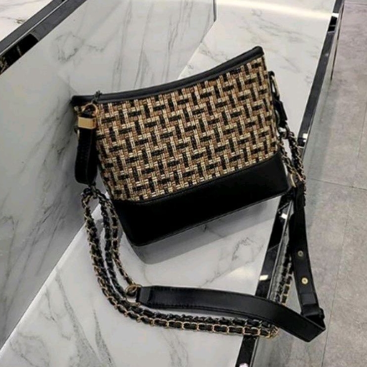 TAS SELEMPANG SHOULDER BAG ZR GABRIELLE HITAM TWEED | ESCAPELOOK.ID