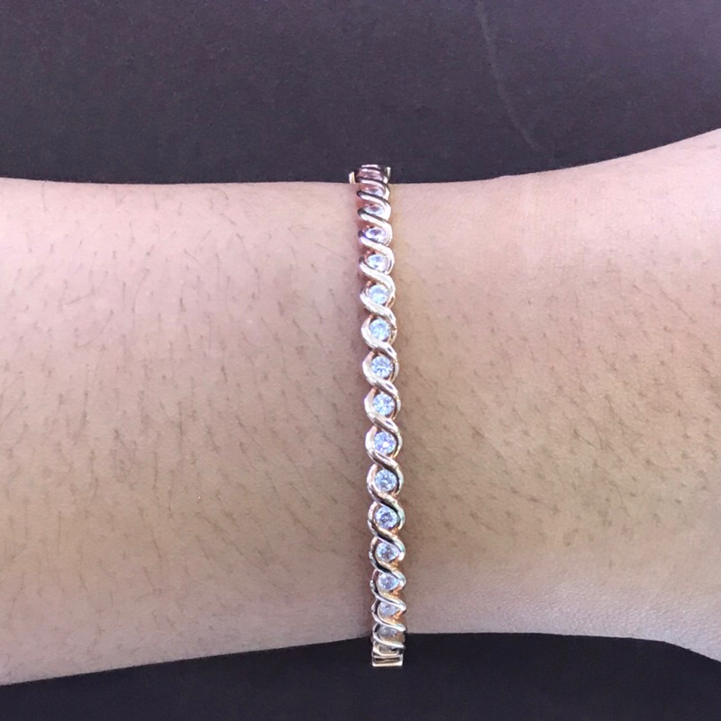 UBS GELANG EMAS 750 GGE0639