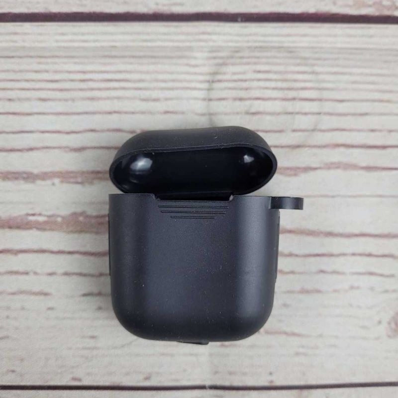 Wangcangli Sarung Casing Portable Silicone Case TWS Airpods 1&amp;2 Hitam - W33