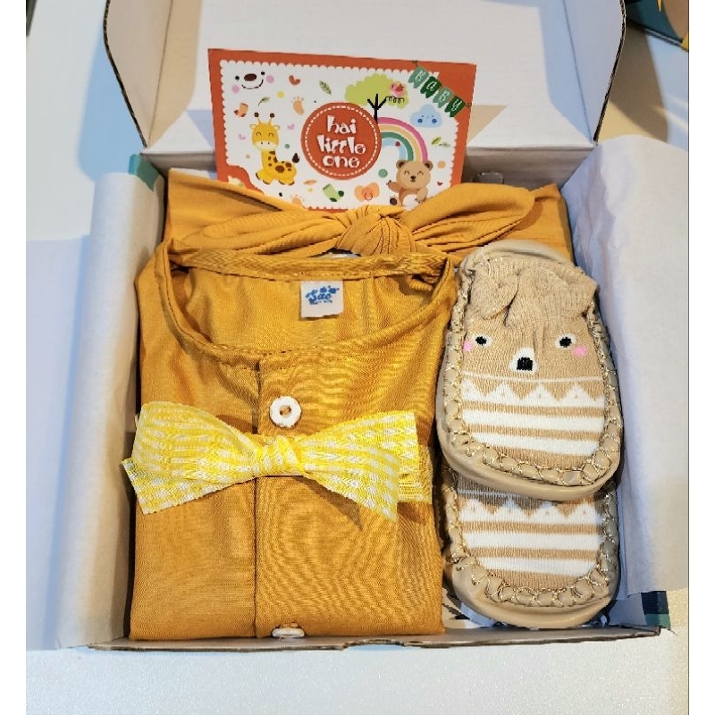 Hampers newborn/Baby gift/Parsel/Kado bayi perempuan dress