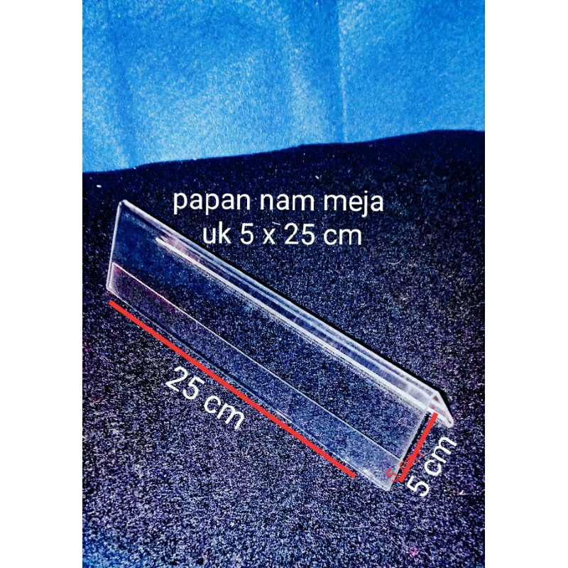 

papan nama meja akrilik uk 5 x 25 dua sisi tebal 2 mm
