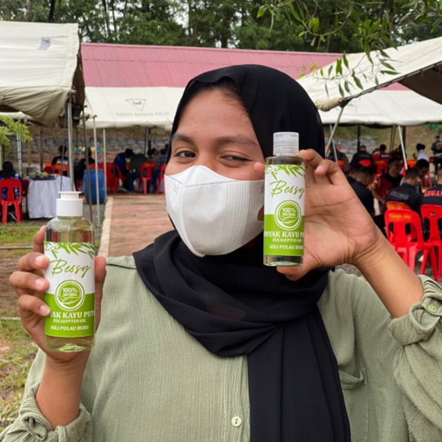 MINYAK KAYU PUTIH ASLI DARI AMBON PULAU BURU TANPA CAMPURAN 100% MURNI