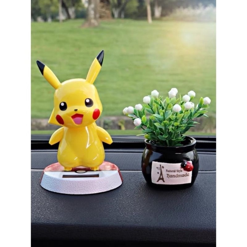 pajagan mobil pikachu 1 pcs