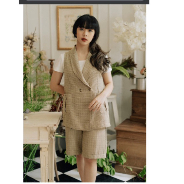 Maven Louis Dakota in Canary Creme