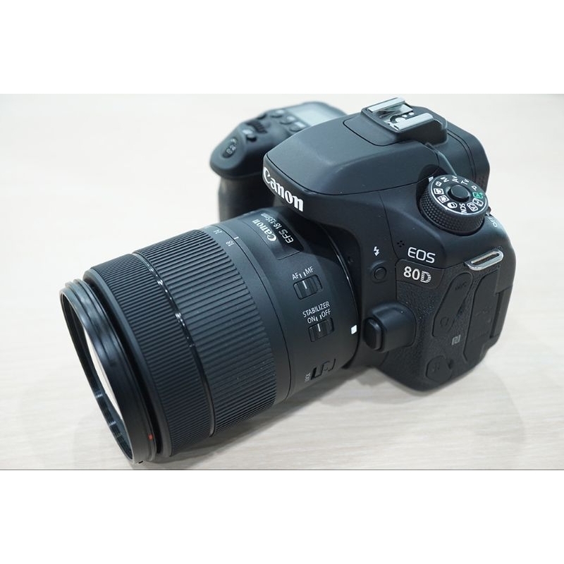Canon eos 80D Lensa Nano 18-135mm