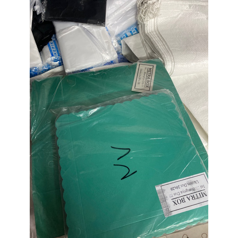 NEW PRODUCT DUS NASI UK.18X18 DAN 20X20 WARNA HIJAU POLOS / DUS NASI WARNA HIJAU STABILO / TOSCA ISI