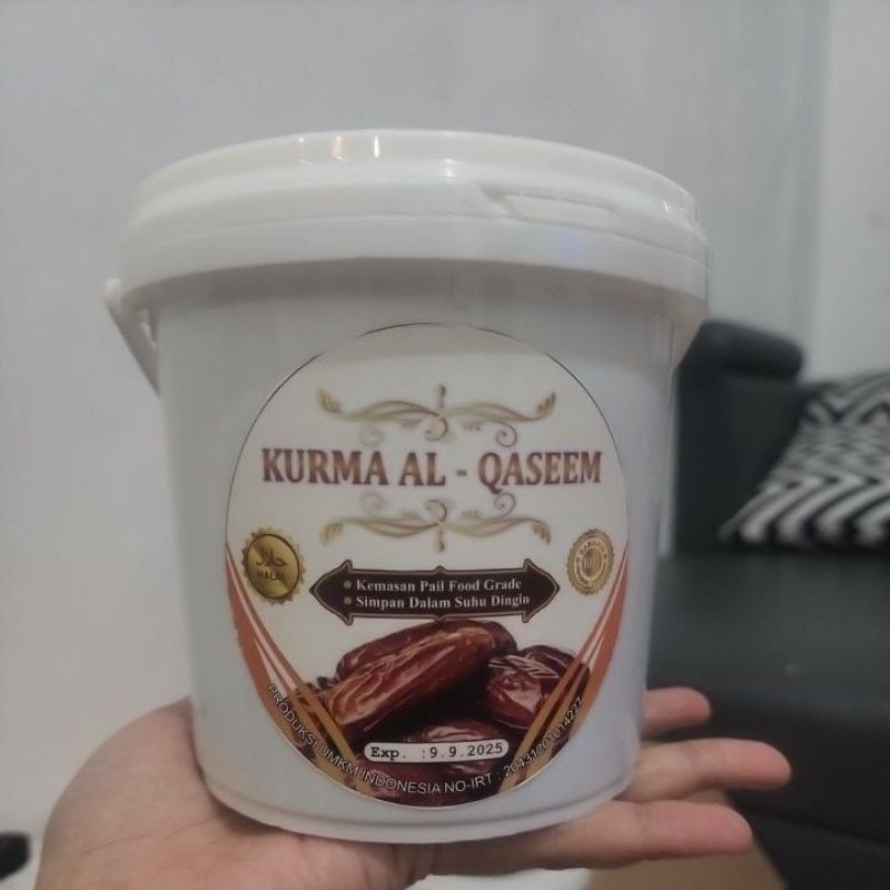 

Kurma Al Qaseem