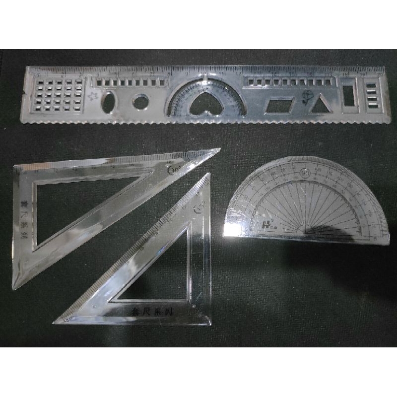 

Penggaris Set 4 Pcs / Garisan set 4 pcs