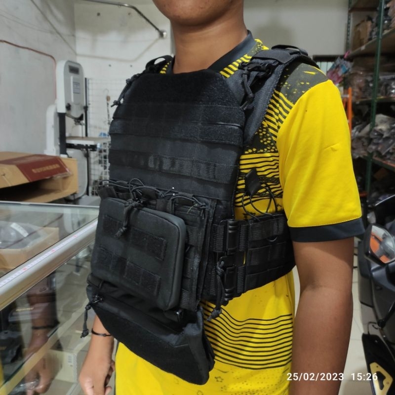 Bodyvest nakula / bodyvest black viper anti peluru bila pasang kevlar