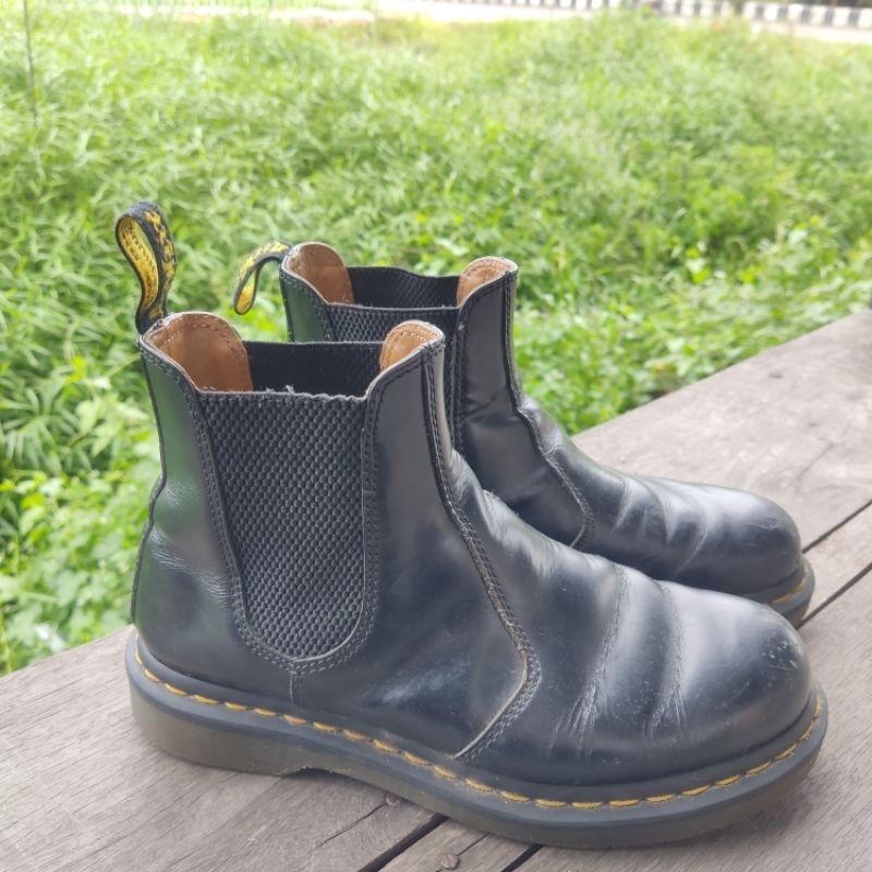 docmart dr. martens chelsea boots second