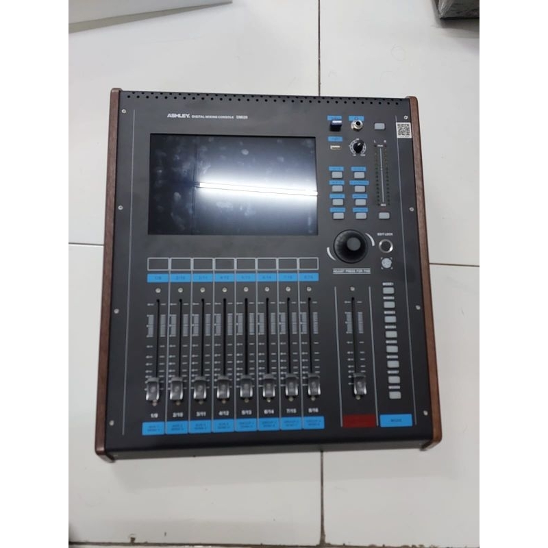 Mixer Ashley 16 chanel Mixer digital DMi20 bukan mida