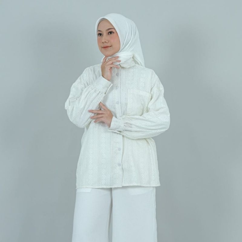 Levanna Shirt by Deenay | Shirt Levanna by Deenay | Shirt Levanna Deenay | Shirt polos | Kemeja polo