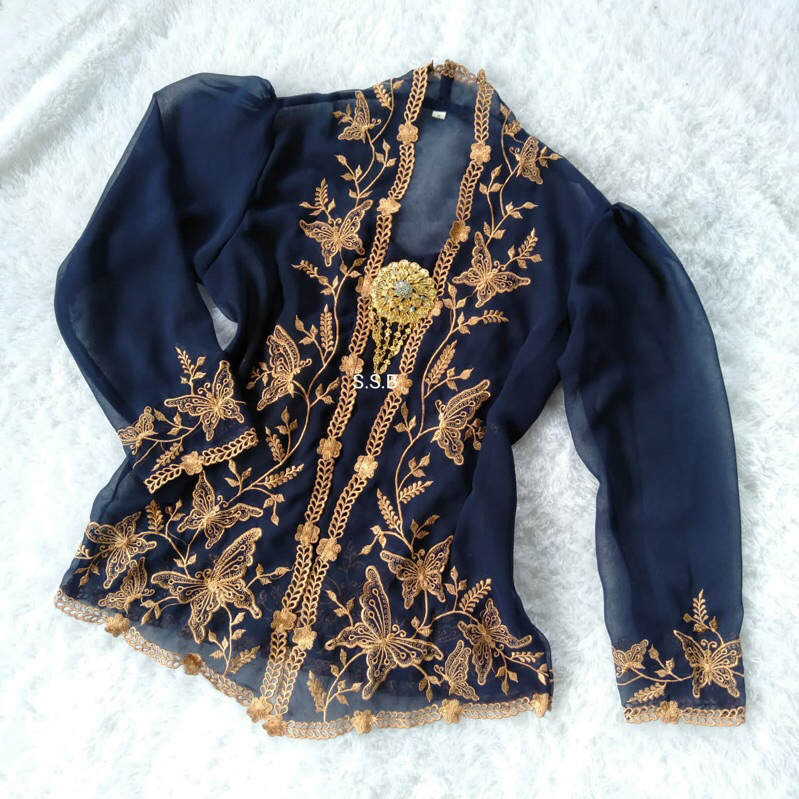 Kebaya bordir motif kupu-kupu/ Kebaya bordir bali