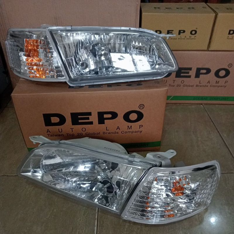 Headlamp all new Corolla AE112  98 99 2000