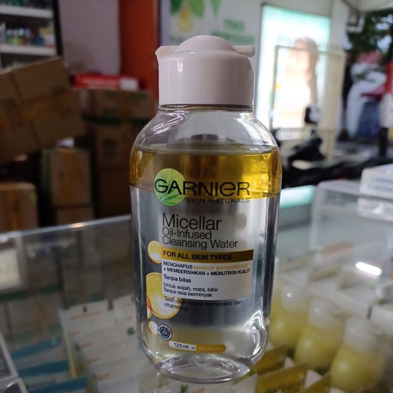 Garnier micellar water oil infused