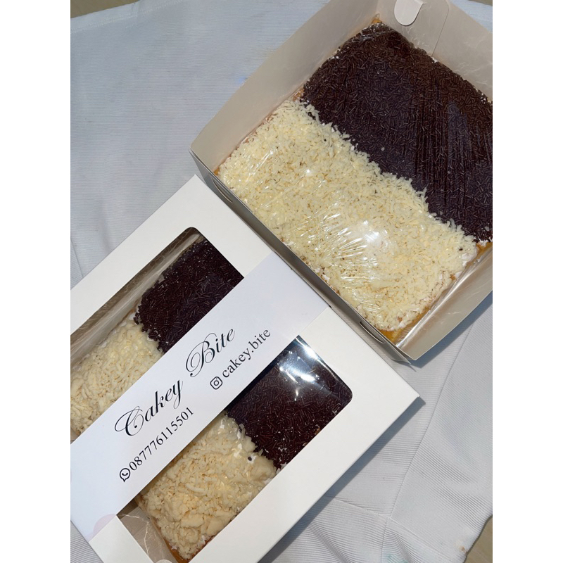 

Bolu Jadul - Cake 2 toping | Kue Bolu Keju Coklat