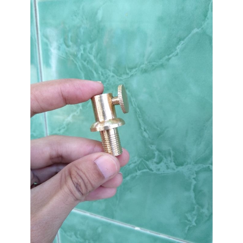 Sok drat fitting Lampu Kuningan ulir