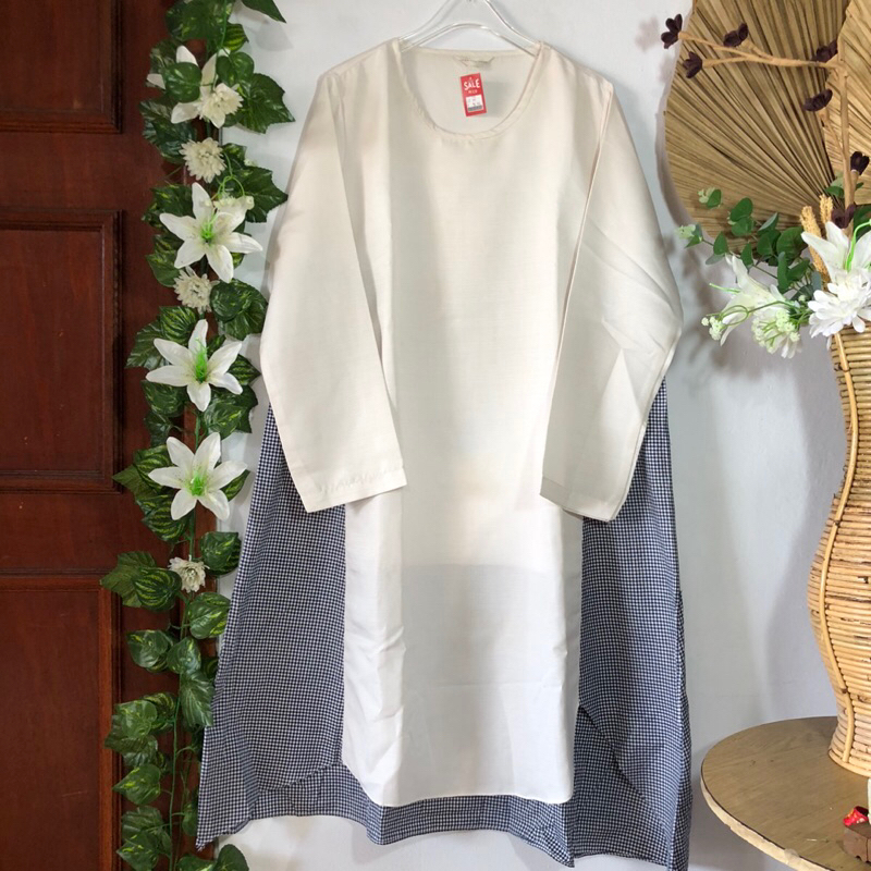 Tunik Covering story