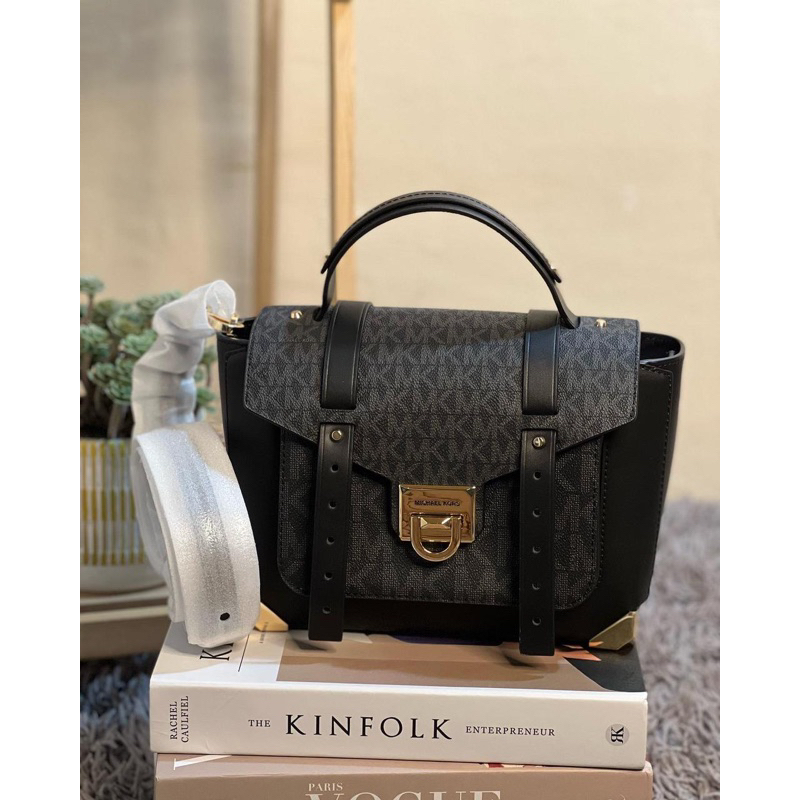 (PELUNASAN) MK manhattan sign black