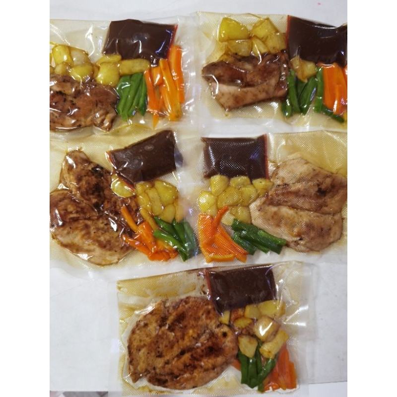 

chicken steak / steak ayam frozen ready to eat