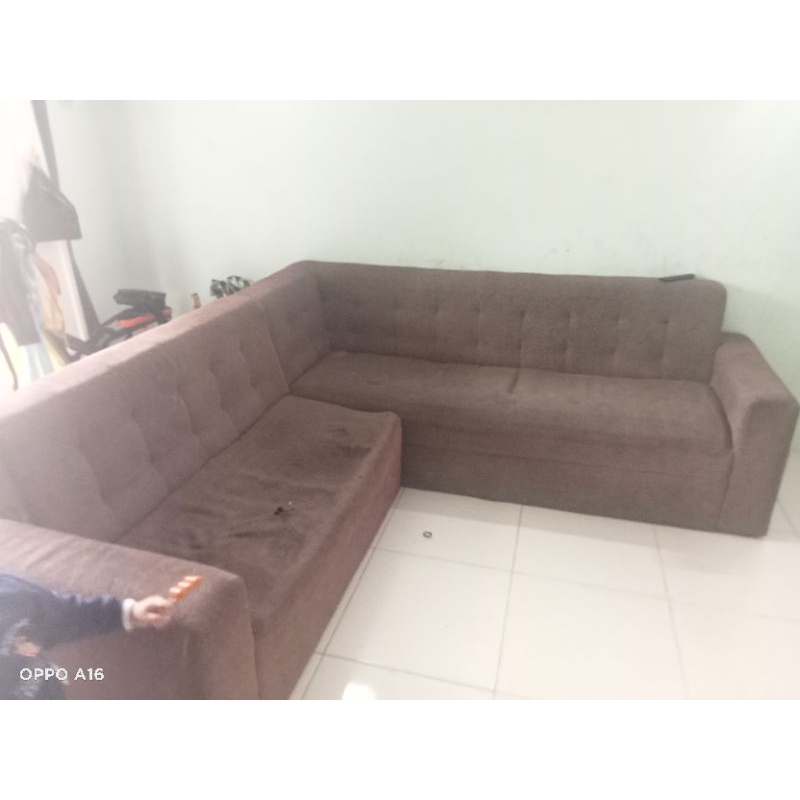 GANTI KAIN/ COVER SOFA, TAMBAH BUSA DAN PERBAIKAN KARET/FULL SERVIS SOFA.