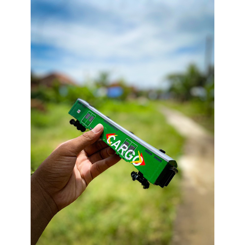 Mainan Miniatur Kereta Api BAHAN FULL AKRILIK, Gerbong Cargo ,paling murah,Mainan kereta Api Indones
