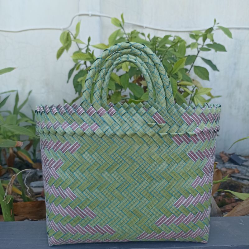 Tas Anyaman Plastik Kecil Lurik