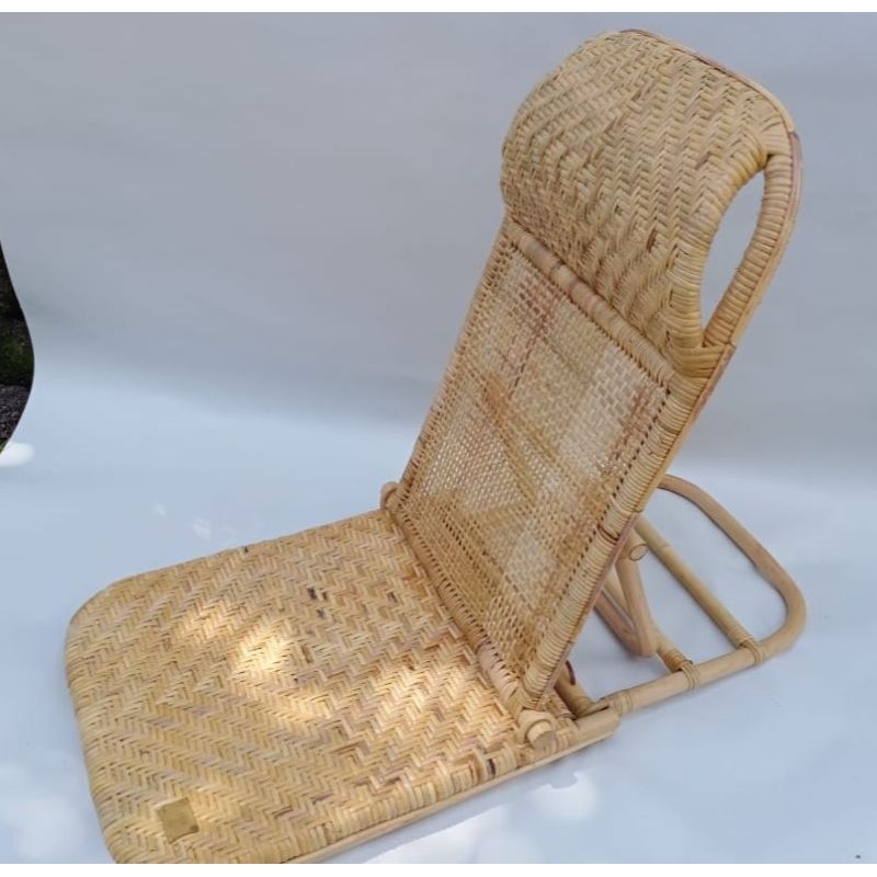 kursi rotan tatami/kursi santai/kursi malas lesehan/kursi lipat