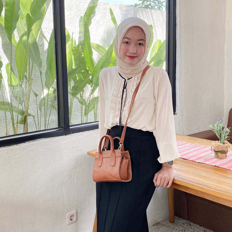 Mini Windy Slingbag - Tweelyforbag - Tas Selempang Wanita - Tas Wanita