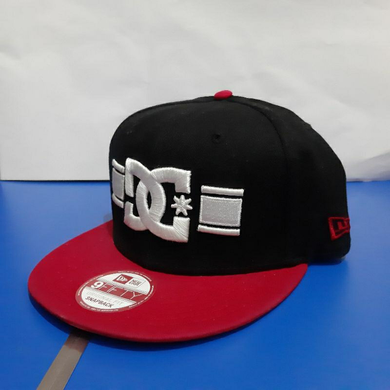 topi snapback new era DC