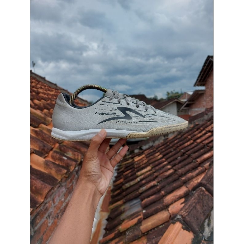 SPECS ACCELERATOR LIGHTSPEED REBORN IN SILVER / BLACK & REBORN FG MAROON