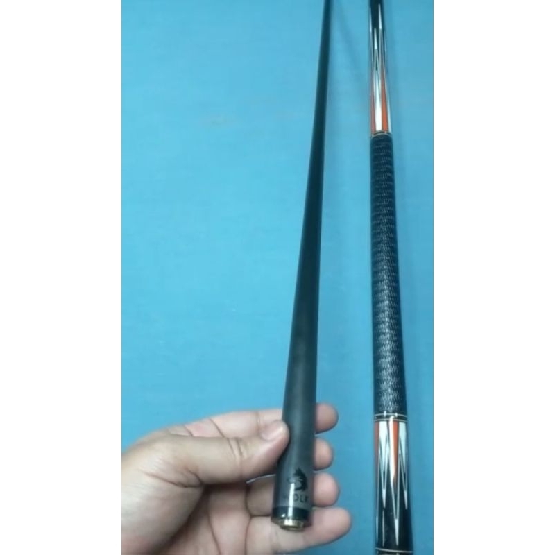 Anwar Custom Cue + Carbon Wolf