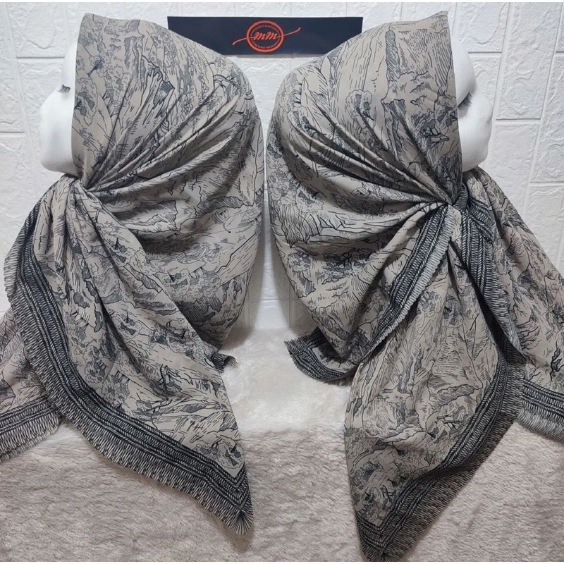 Segi empat Voal Motif Gunung /  hijab Voal Motif 1 / Hijab Voal Motif segi empat