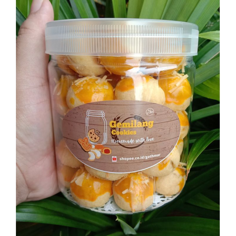 

Nastar Premium 100 % nanas asli Halal dan enak toples 600 ml