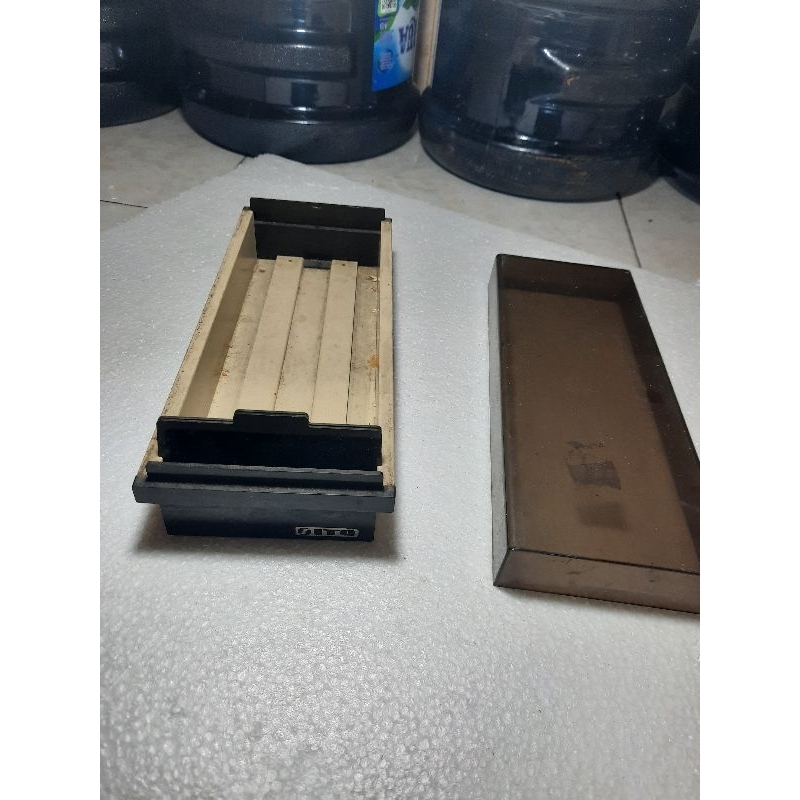 

Card holder besi / tempat kartu nama besi
