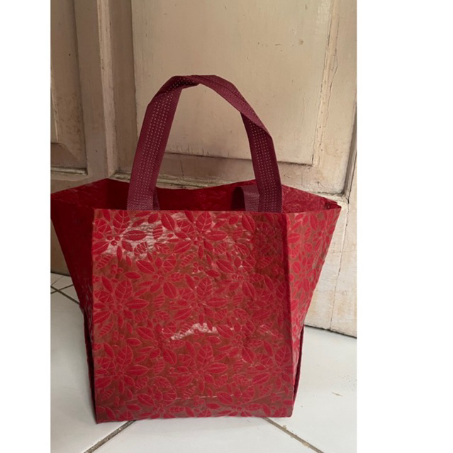 

goodie bag kotak 18 hajatan teksture box pres mesin 202020