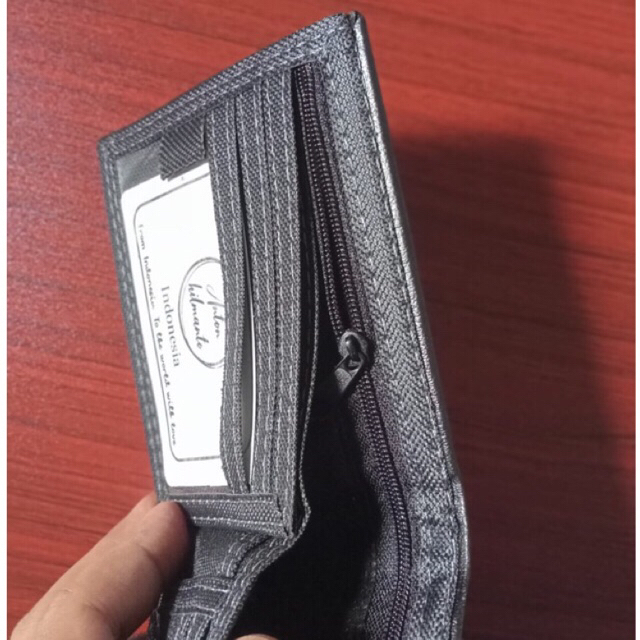 dompet keren bahan kulit PU lokal jenis sp4 di variasikan dengan nylon #dompet #dompetpria #dometcowok