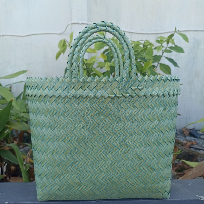 Tas Anyaman Plastik Tanggung Polos